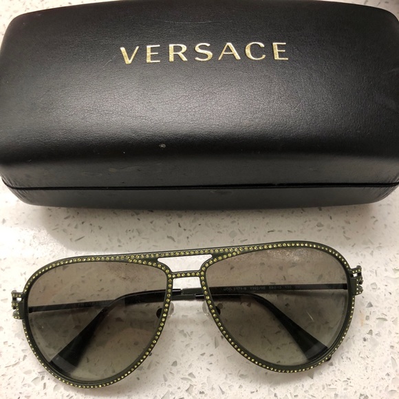 Versace sunglasses , new received as a gift. - Picture 3 of 3